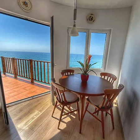 En Acantilado Con Wifi Y Aire Acondicionado Appartement Sitges